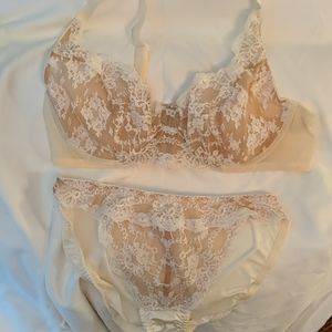 Bra and panty set